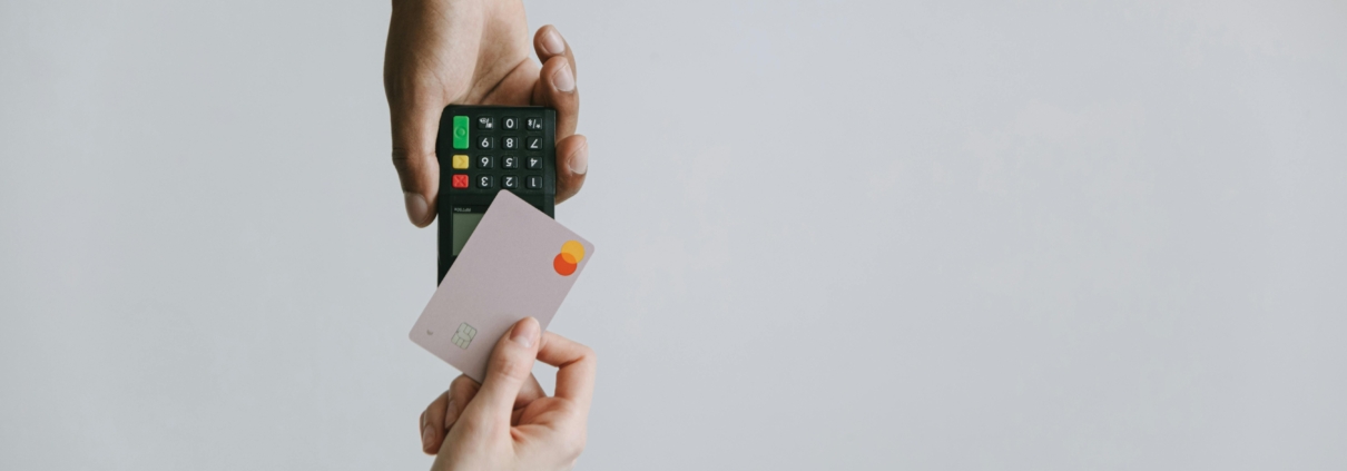 revolut-recensione-carta-pagamento Pagamento con carta di debito su POS – recensione Revolut